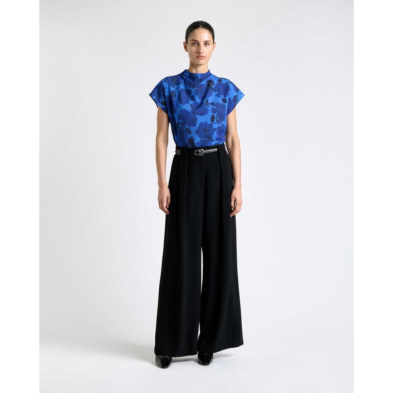 Cue Blue Stencil Floral Short Sleeve Blouse image number 3